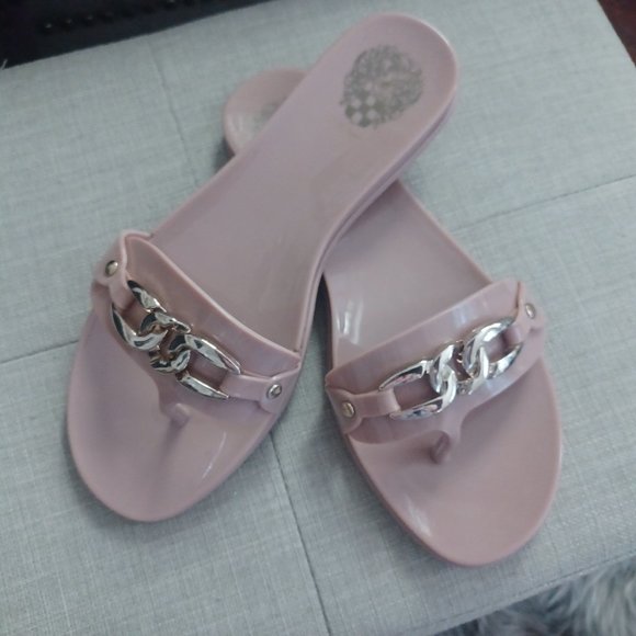 Vince Camuto Shoes - NIB Vince Camuto  Blush Evolet Thong